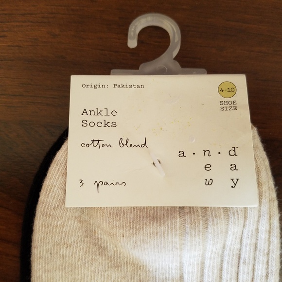 NWT Andeawy 3 Pair of Ankle Socks - Picture 3 of 5